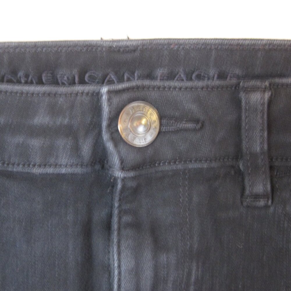 size 4 American Eagle black jeans